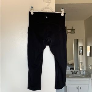 Lululemon cropped leggings